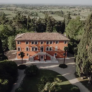 Relais Roncolo 1888 - Small Luxury Of The World Bauernhof